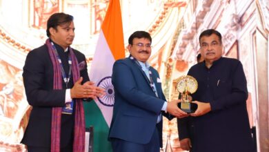 India’s No. 1 Skin Clinic Chain, Sakhiya Skin Clinic, Most Trusted Skin Clinic Chain, Nitin Gadkari, Dr. Jagdish Sakhiya, Surat,